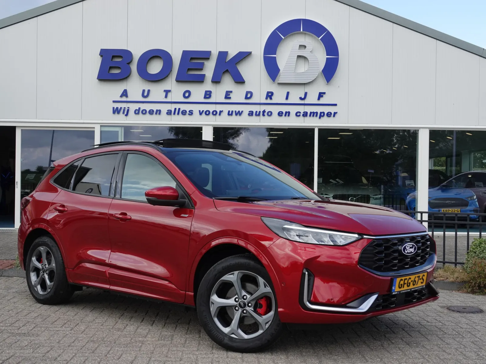 Ford Kuga (2024) — foto 1