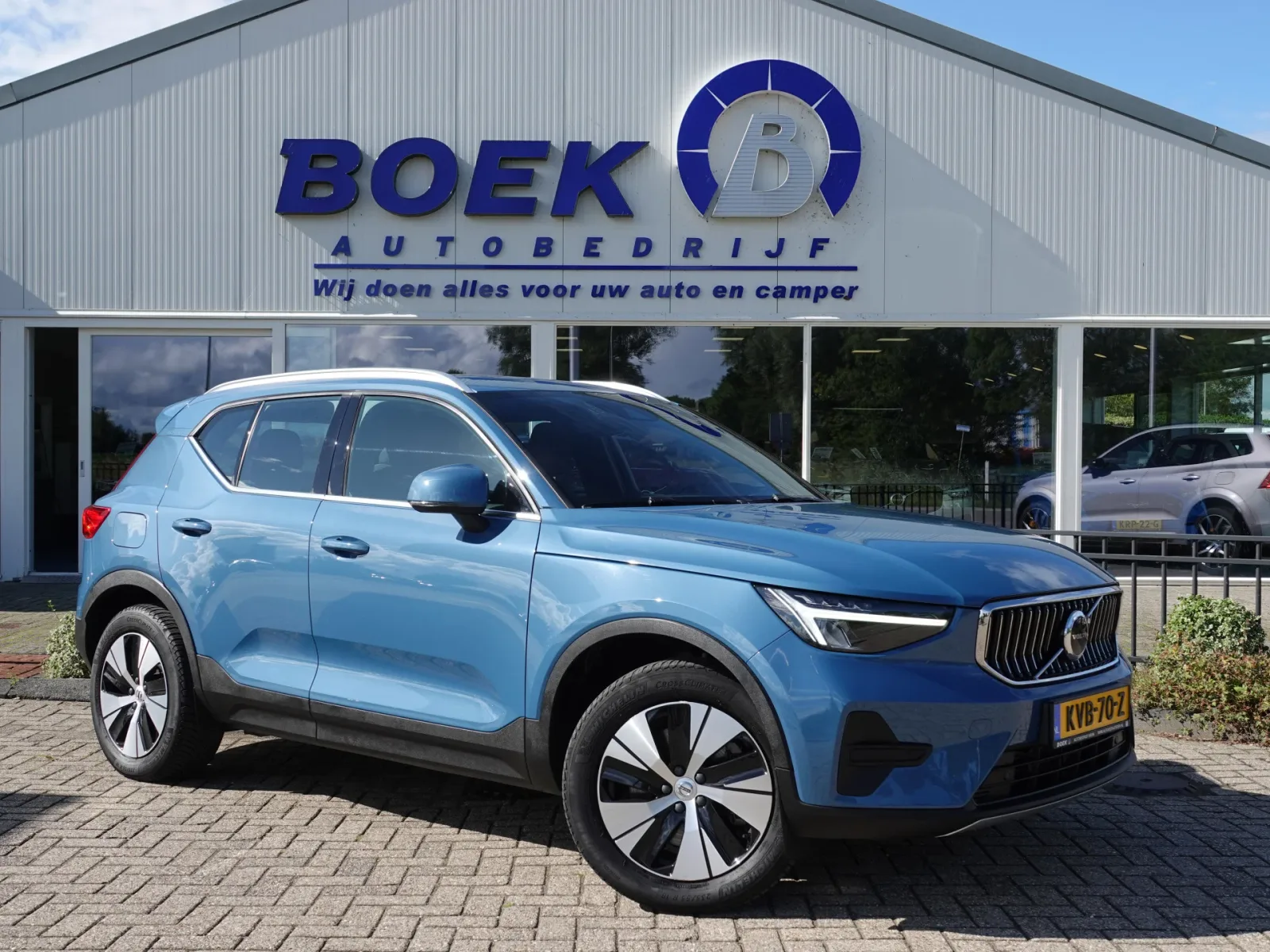 Volvo XC40 (2022) — foto 1