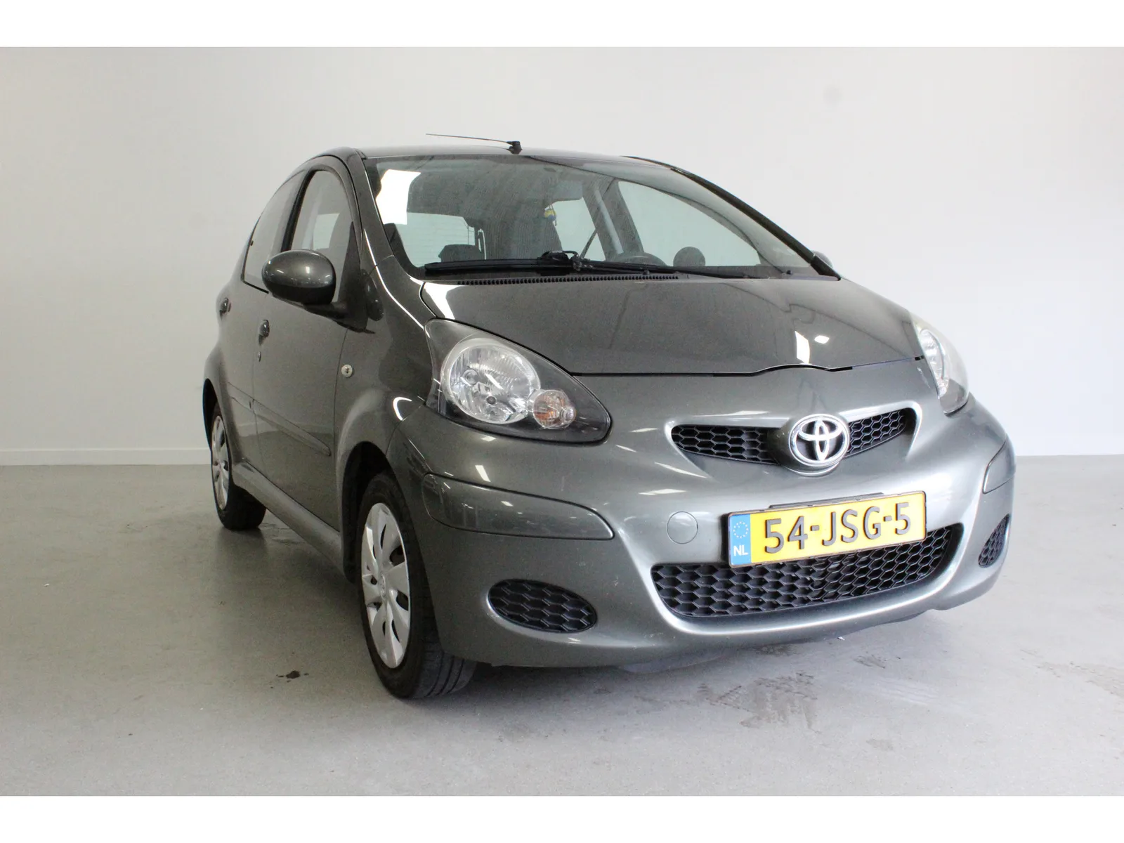 Toyota Aygo (2009) — foto 1