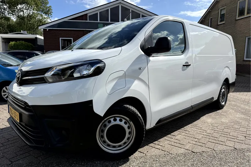 Toyota Proace (2022)