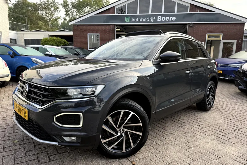 Volkswagen T-Roc (2021)