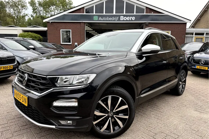 Volkswagen T-Roc (2021)
