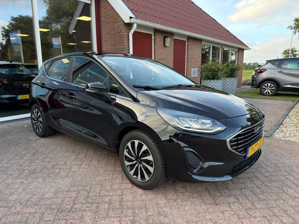 Ford Fiesta (2022) — foto 1