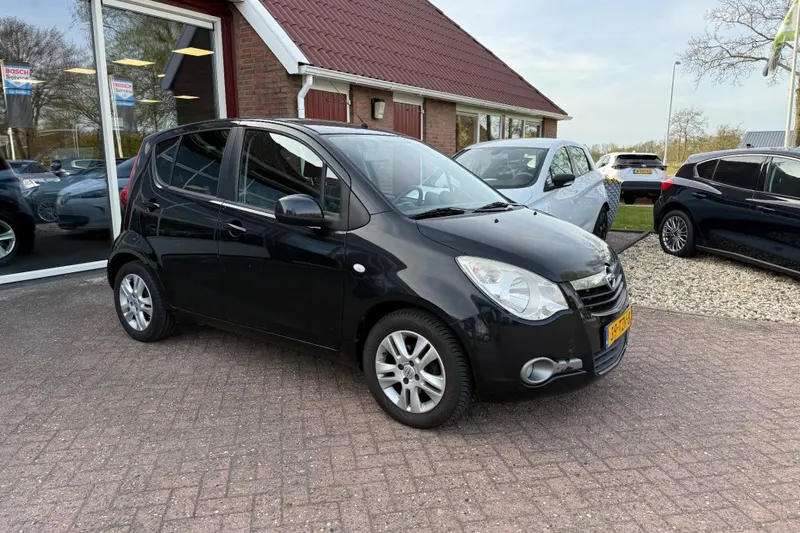 Opel Agila (2012)