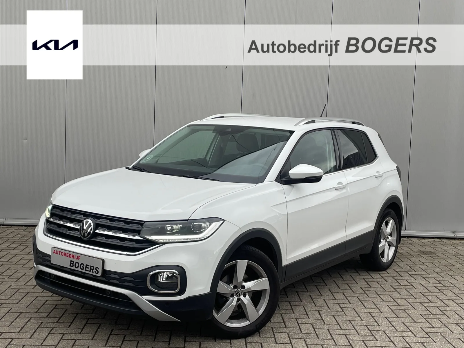 Volkswagen T-Cross (2023) — foto 1