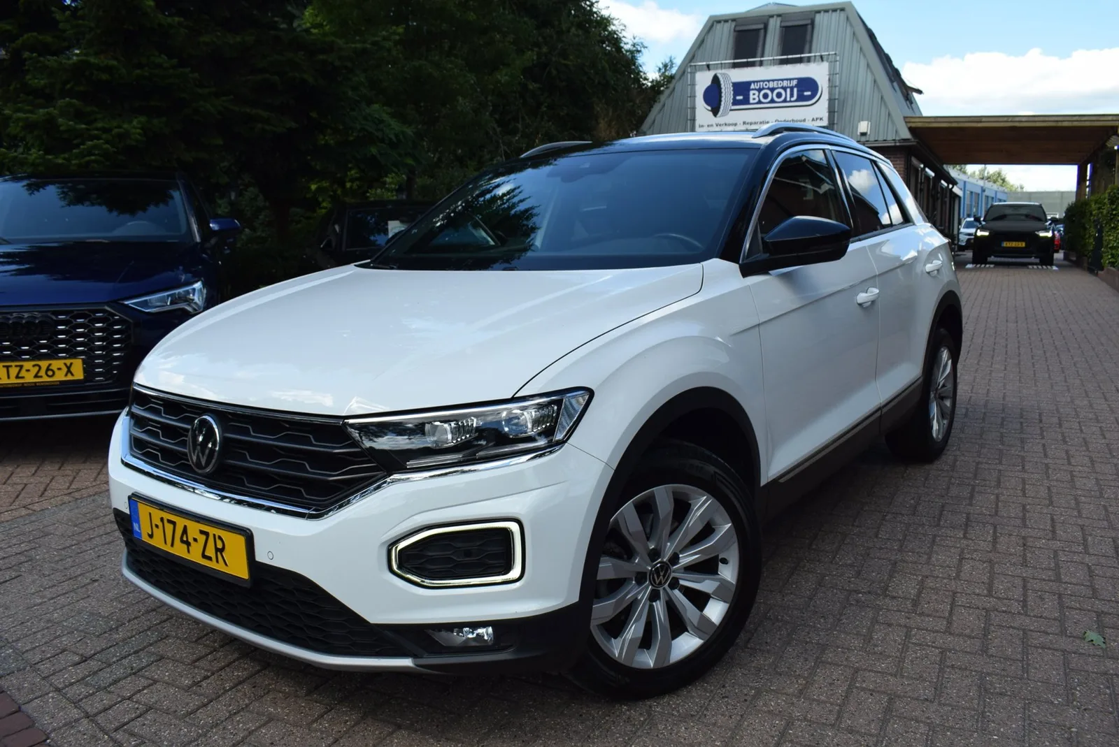 Volkswagen T-Roc (2020) — foto 1
