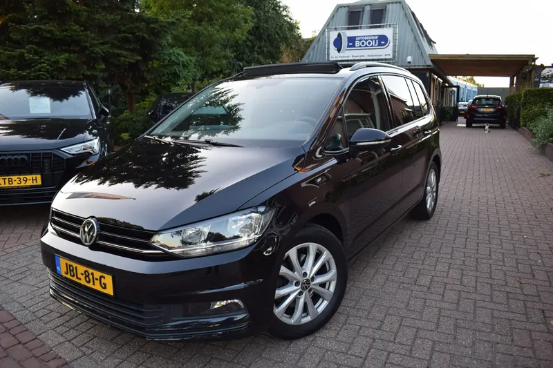 Volkswagen Touran (2019)