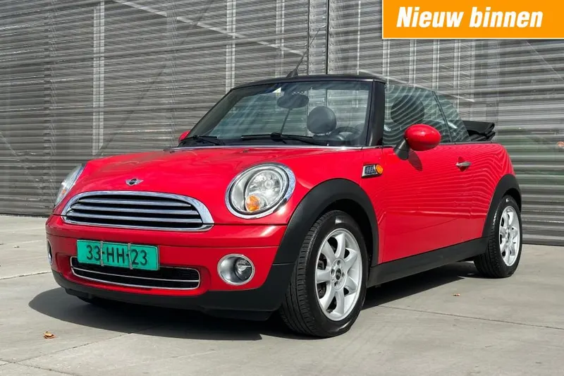 MINI Cabrio (2010)