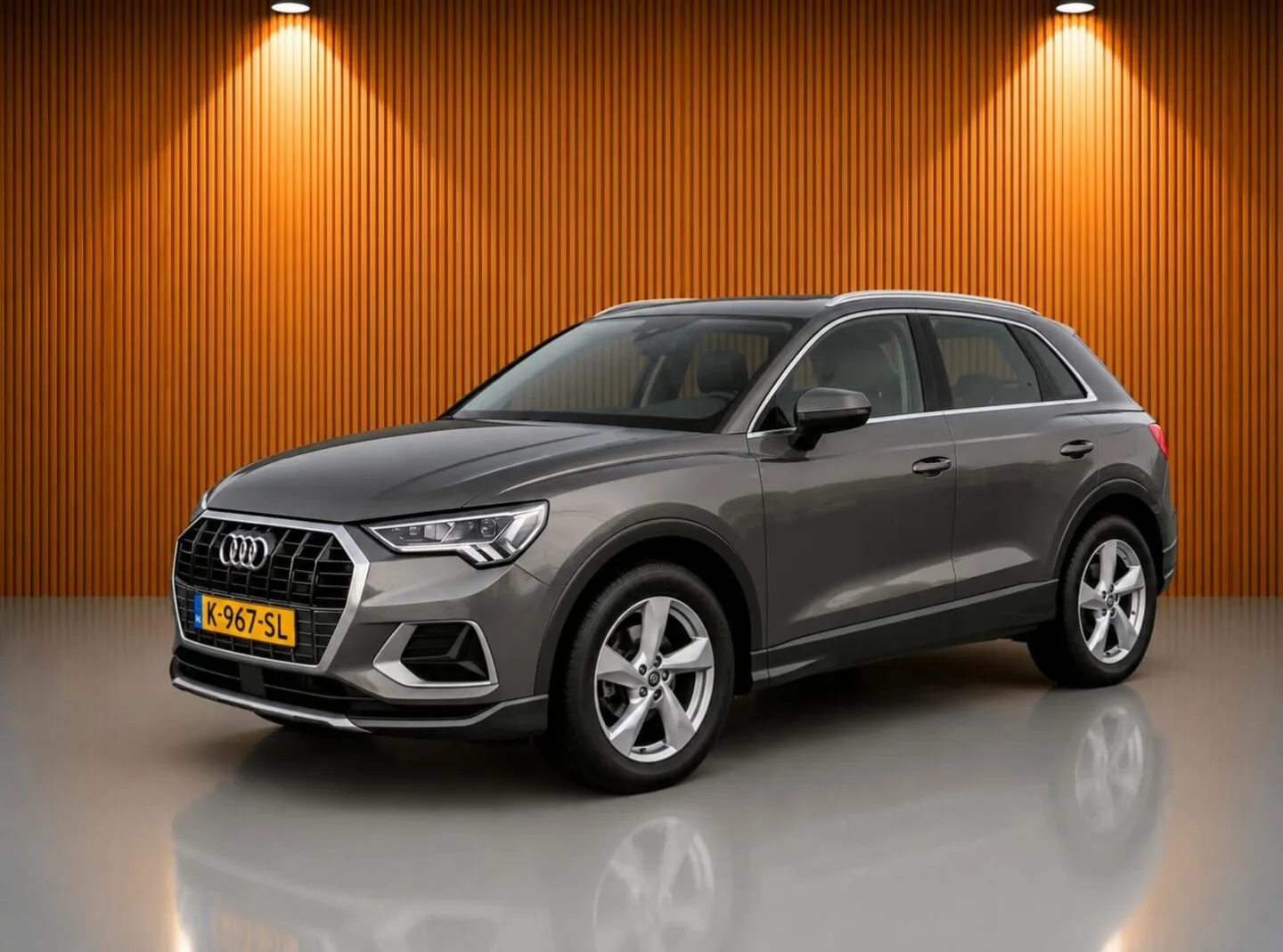 Audi Q3 (2021) — foto 1