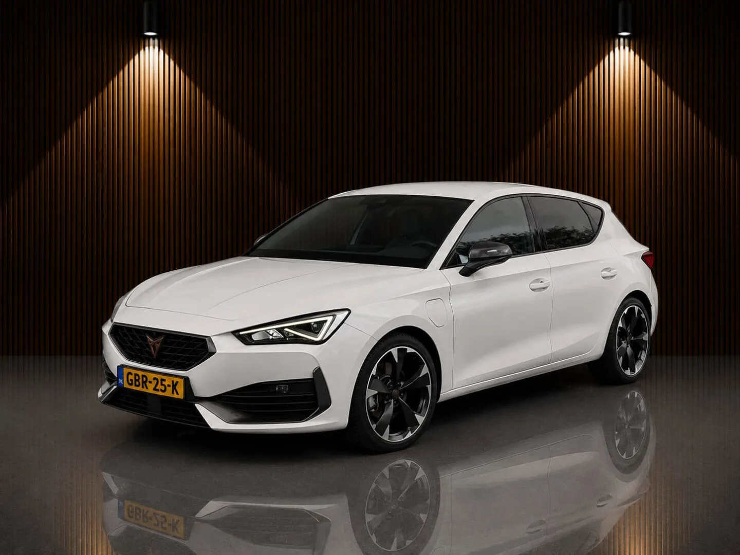 CUPRA Leon (2023) — foto 1