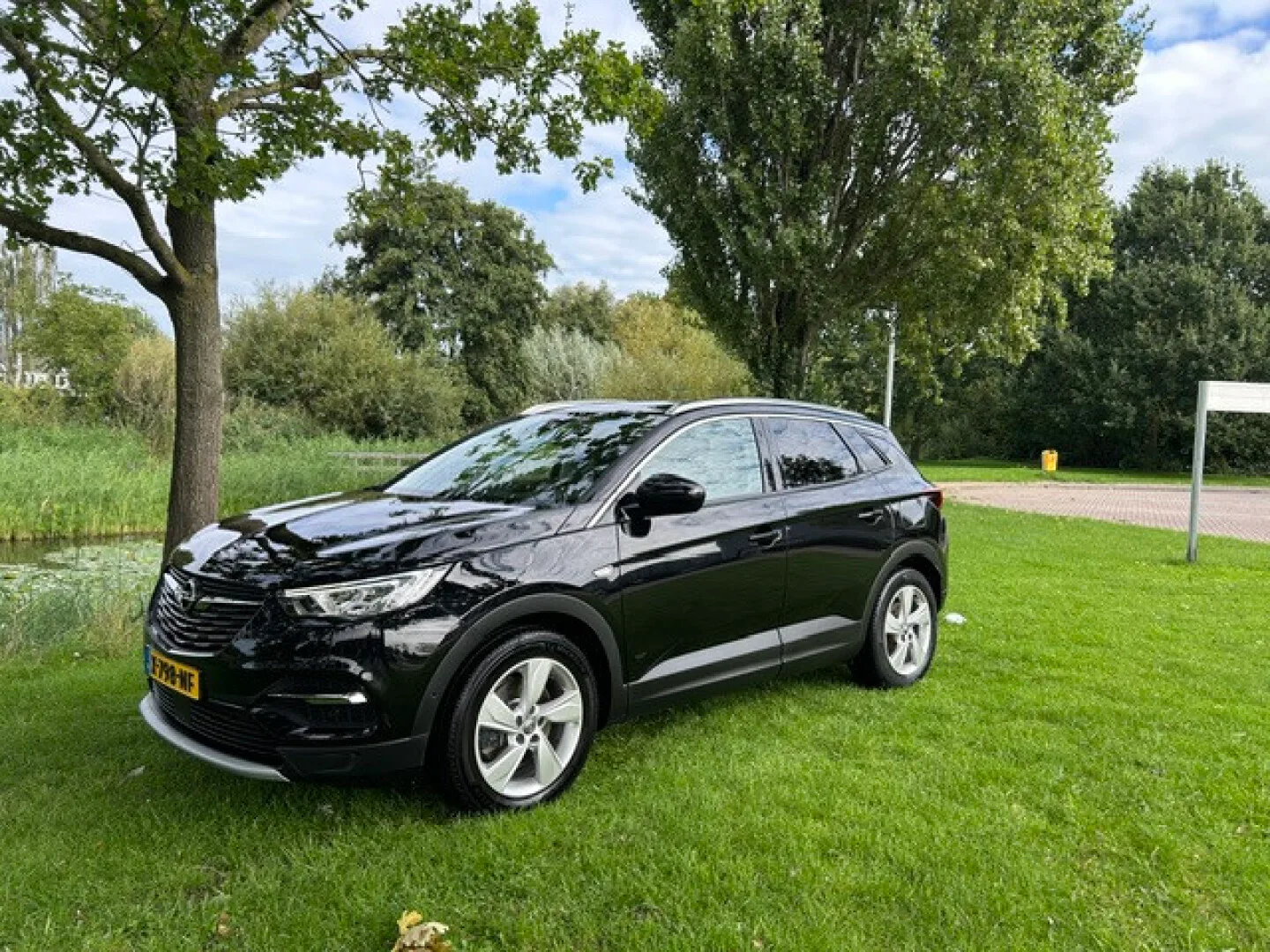 Opel Grandland (2021) — foto 1