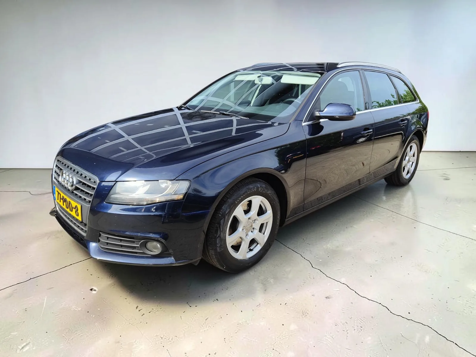 Audi A4 (2011) — foto 1