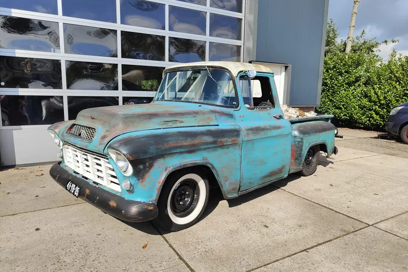 GMC Apache (1955)