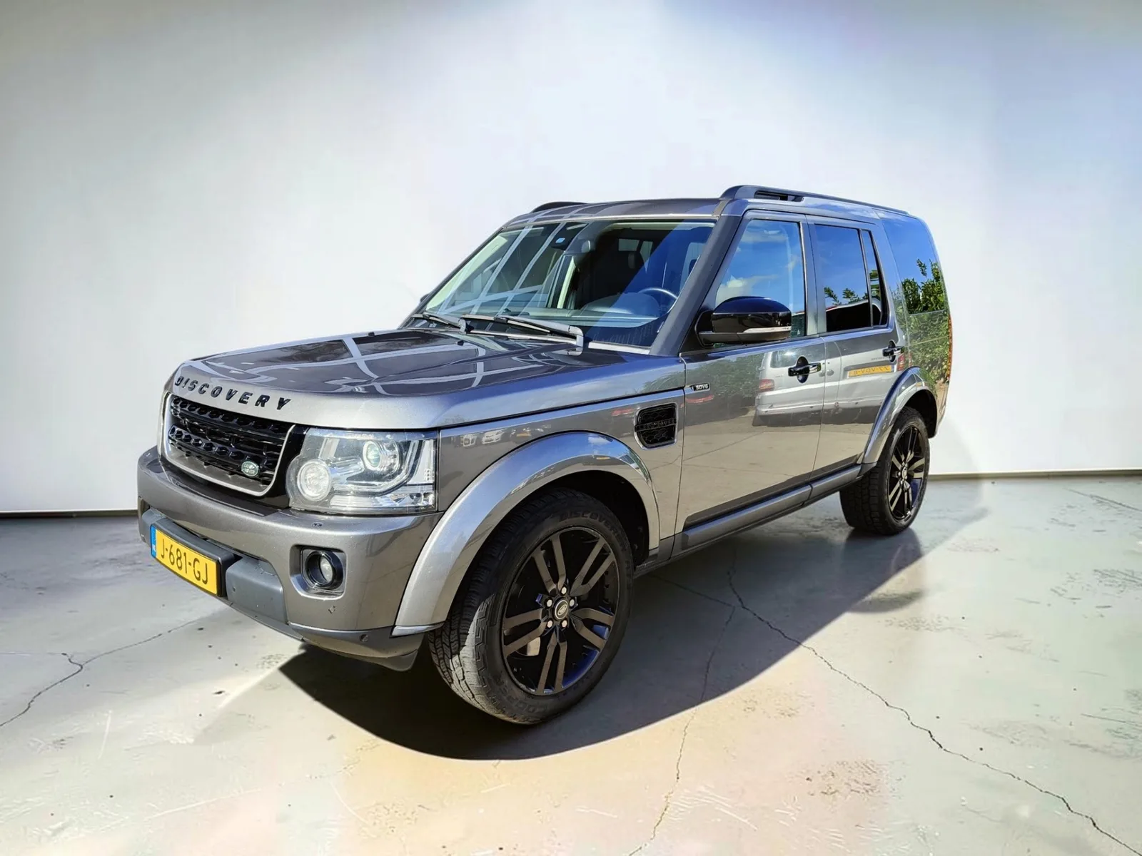 Land Rover Discovery (2014) — foto 1