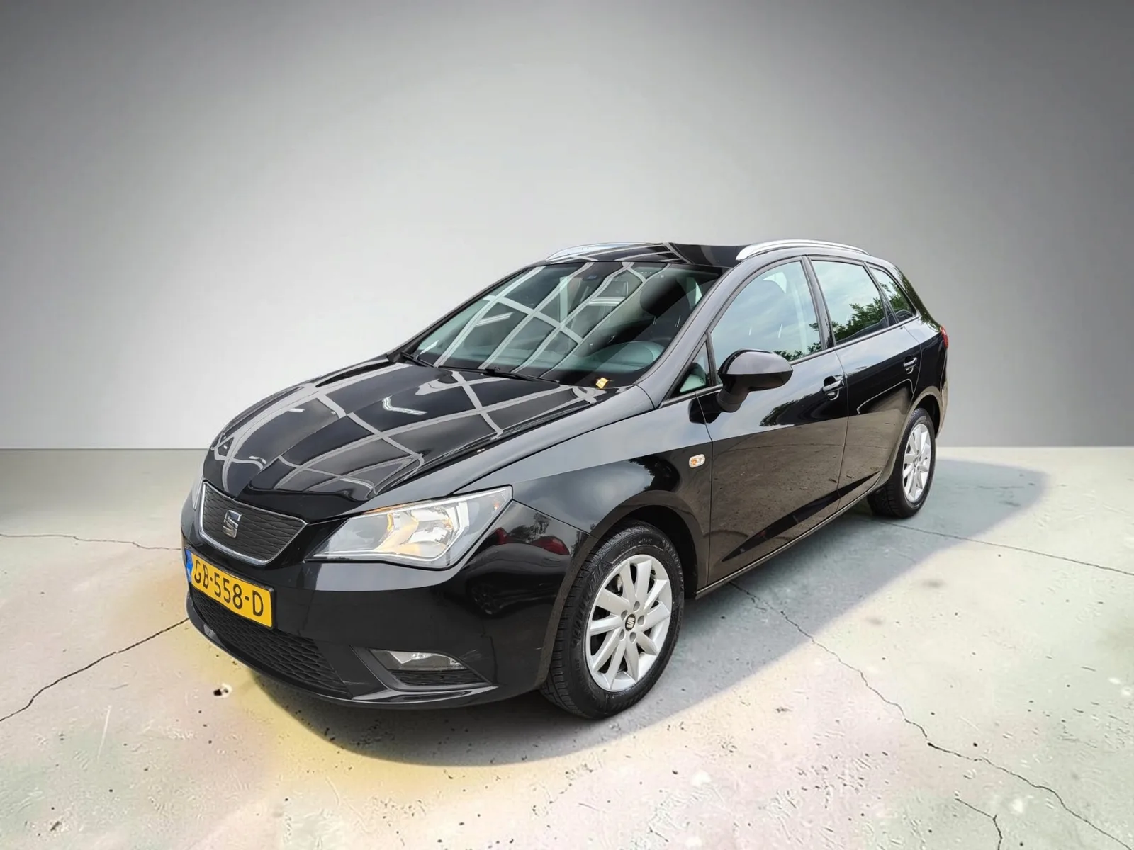 SEAT Ibiza (2015) — foto 1