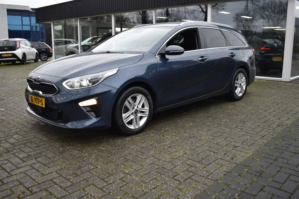 Kia Ceed (2019) — foto 1