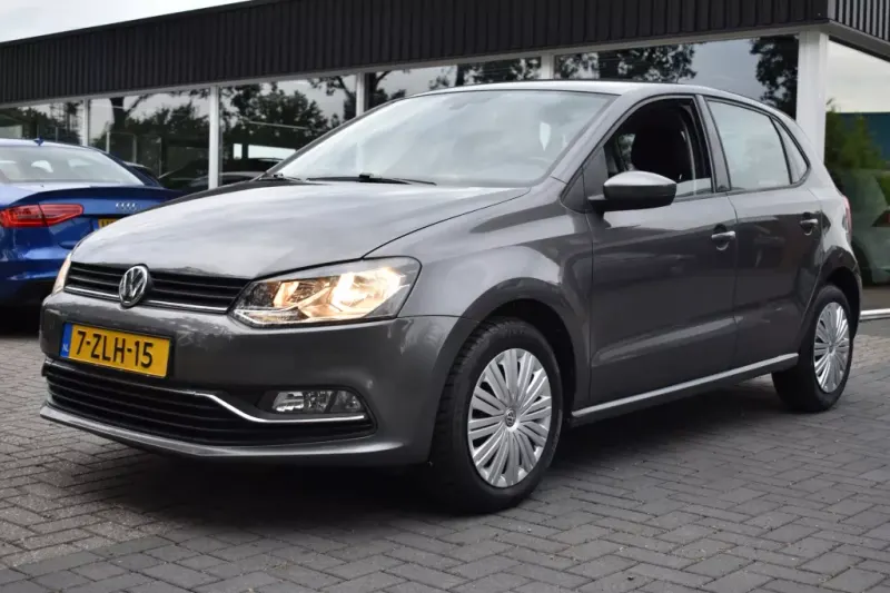 Volkswagen Polo (2015)