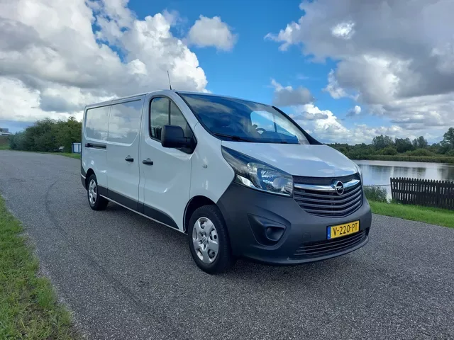 Opel Vivaro (2018) — foto 1