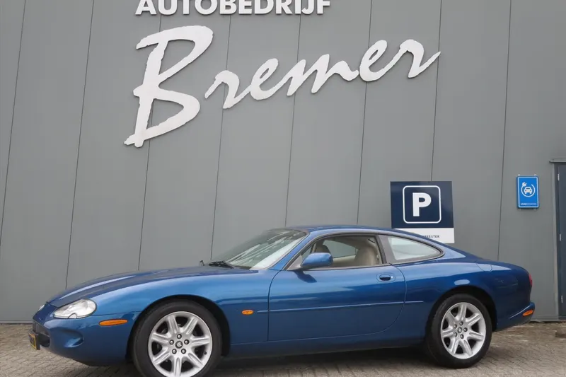 Jaguar XK (1996)