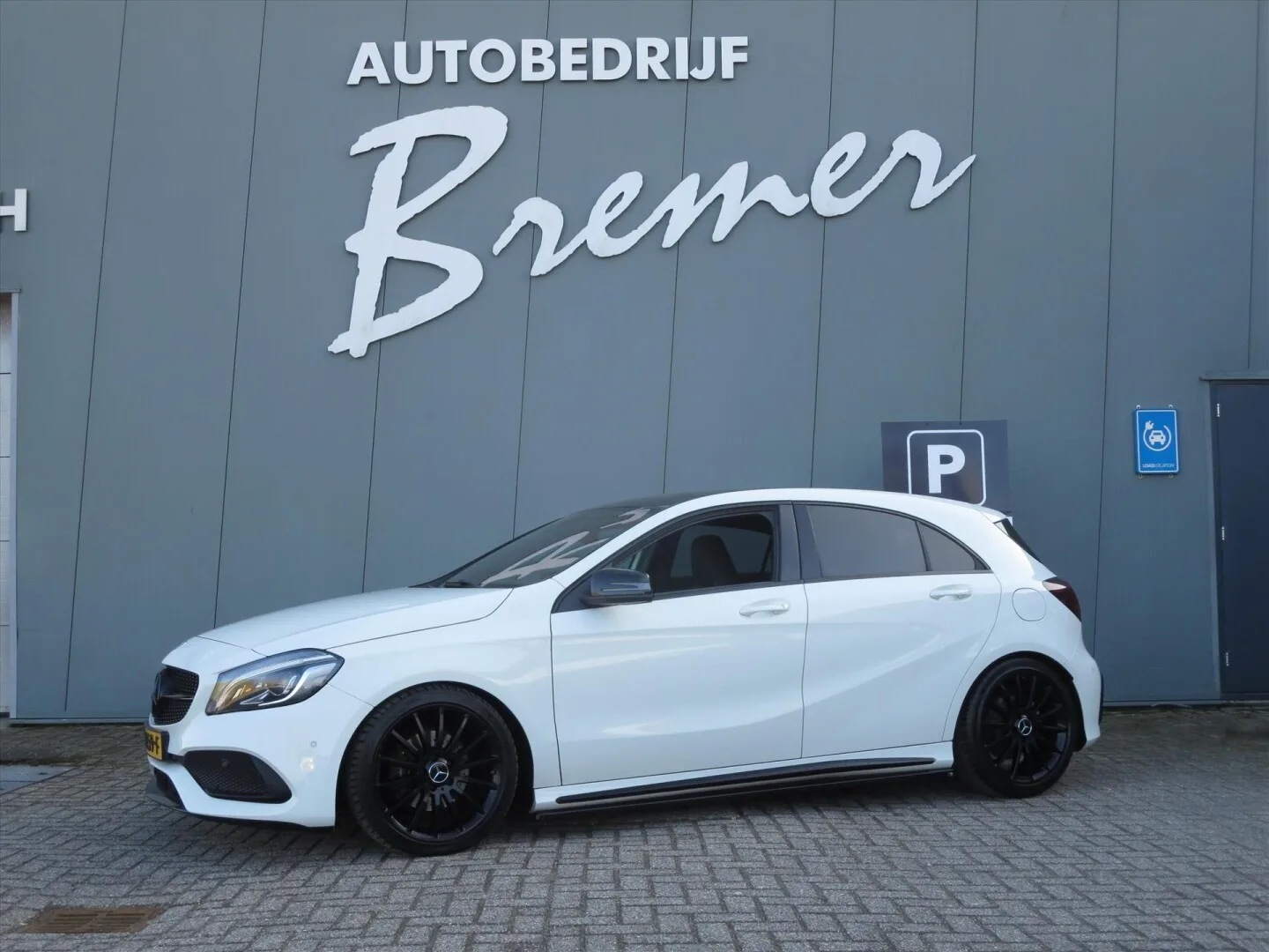 Mercedes-Benz A-Klasse (2017) — foto 1