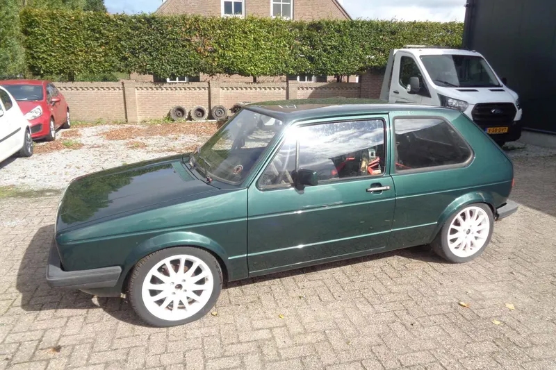 Volkswagen Golf (1977)