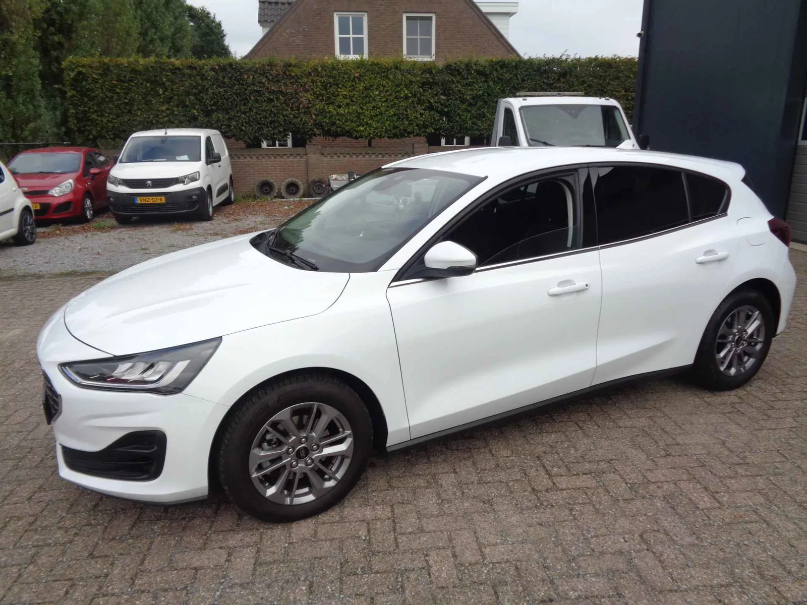 Ford Focus (2023) — foto 1