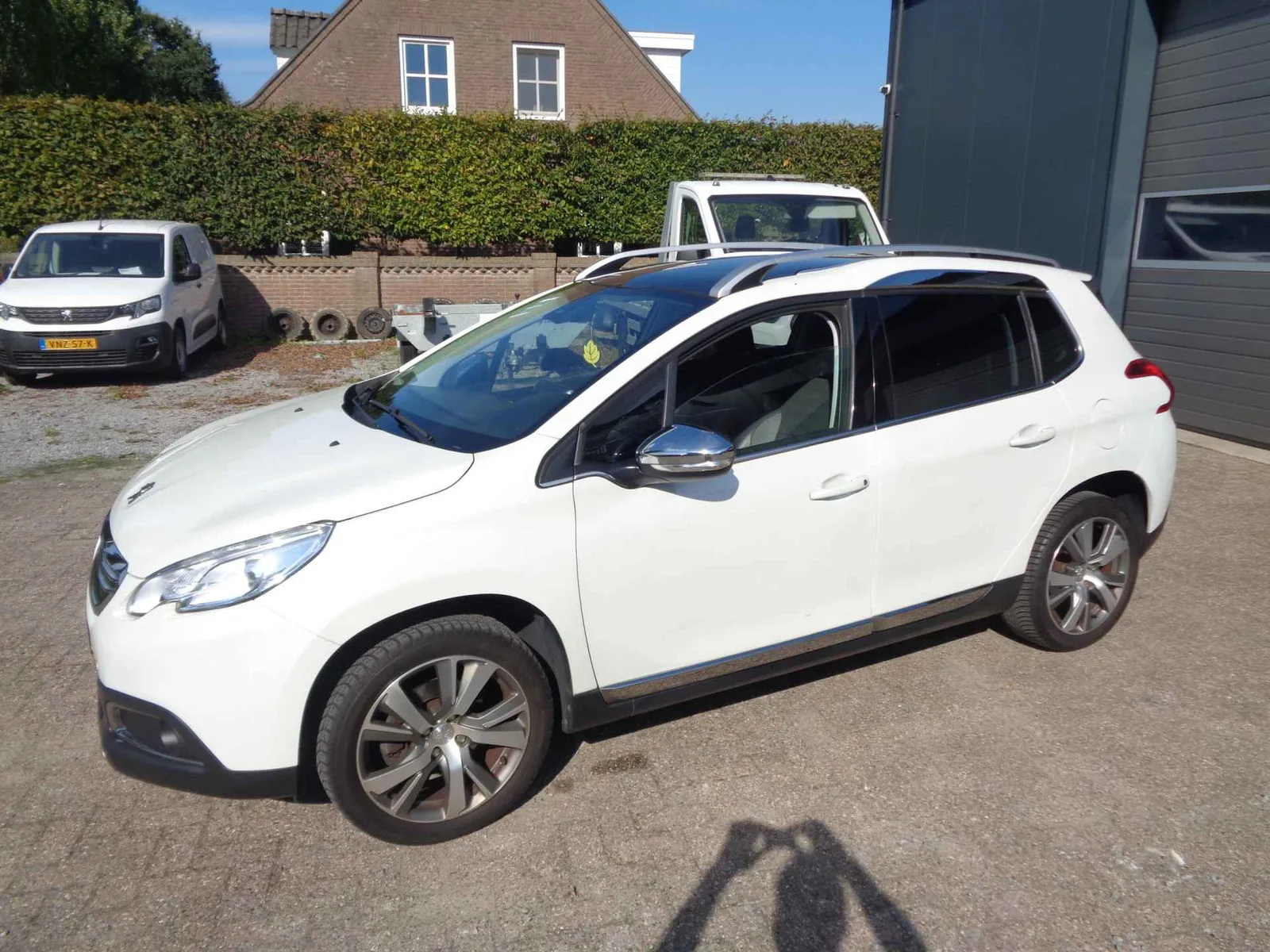 Peugeot 2008 (2015) — foto 1