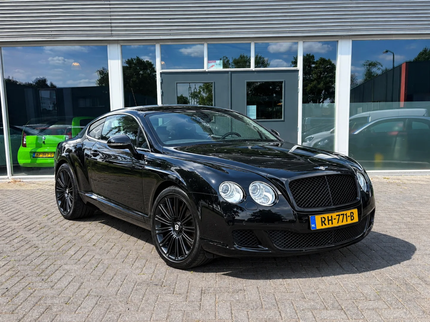 Bentley Continental GT (2010) — foto 1