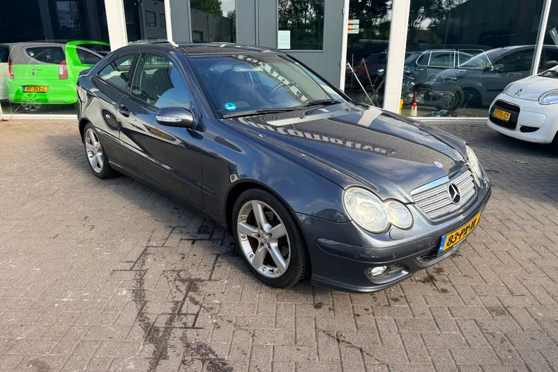 Mercedes-Benz C-Klasse (2005)
