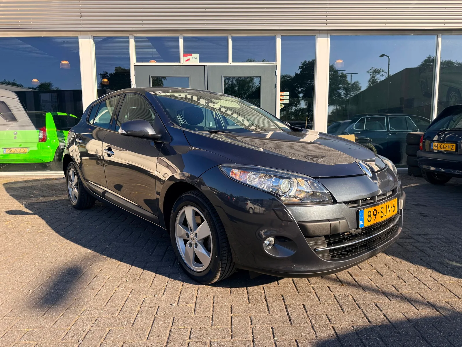 Renault Mégane (2011) — foto 1
