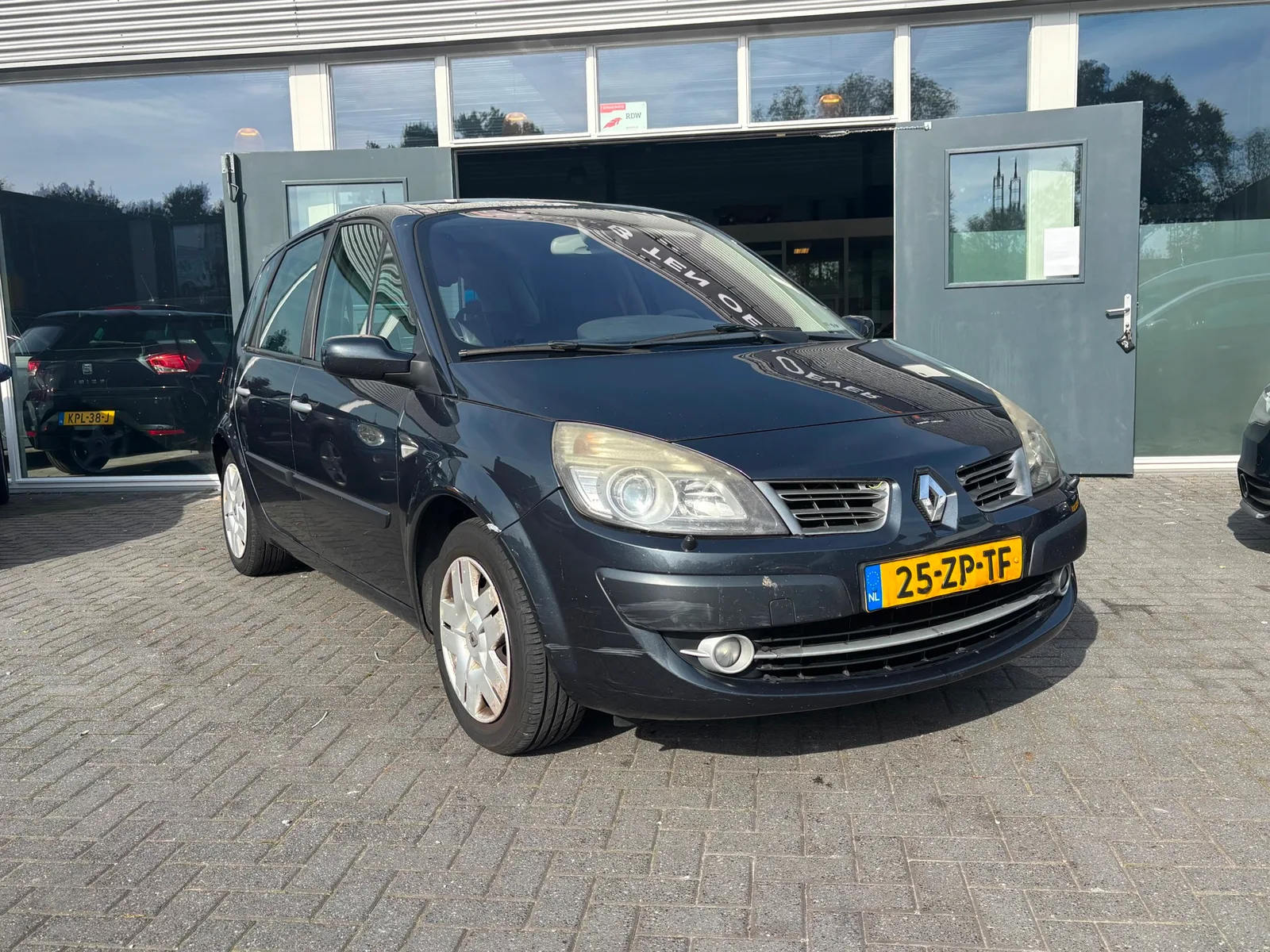 Renault Scénic (2008) — foto 1