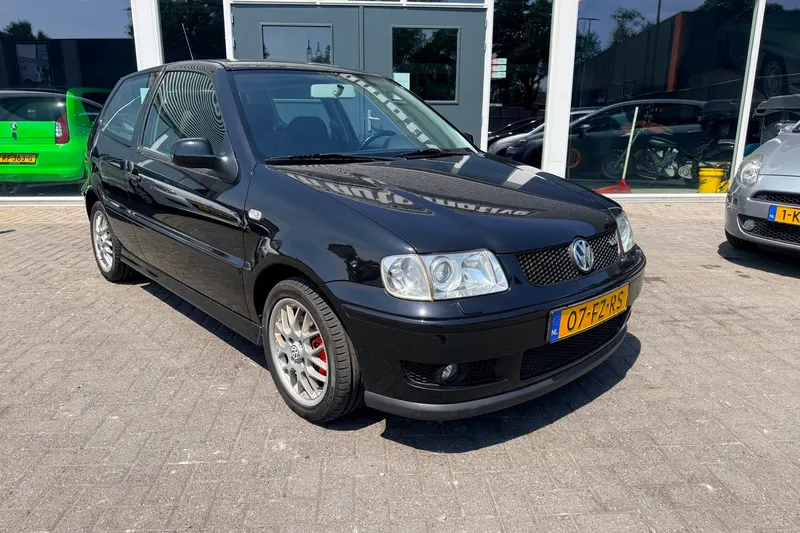 Volkswagen Polo (2000)