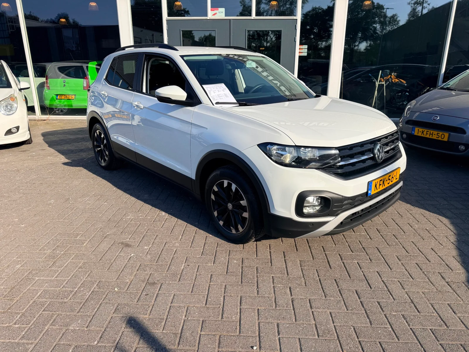 Volkswagen T-Cross (2019) — foto 1