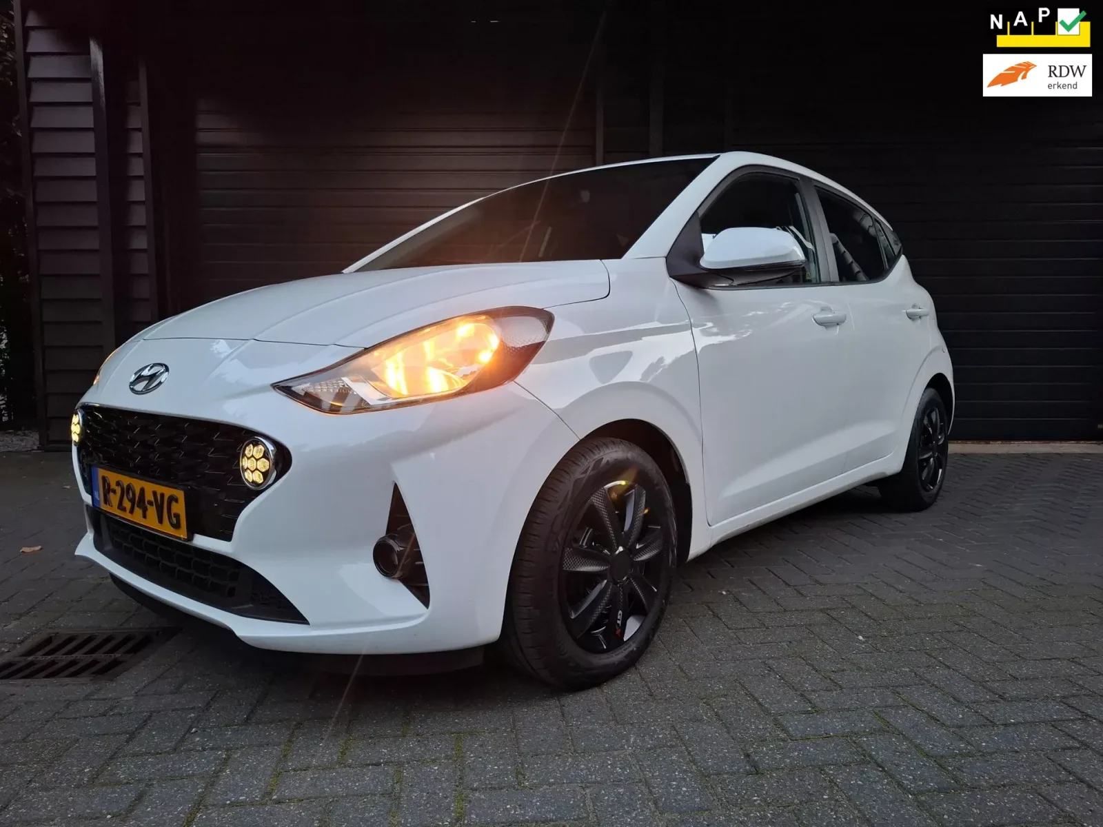 Hyundai i10 (2023) — foto 1