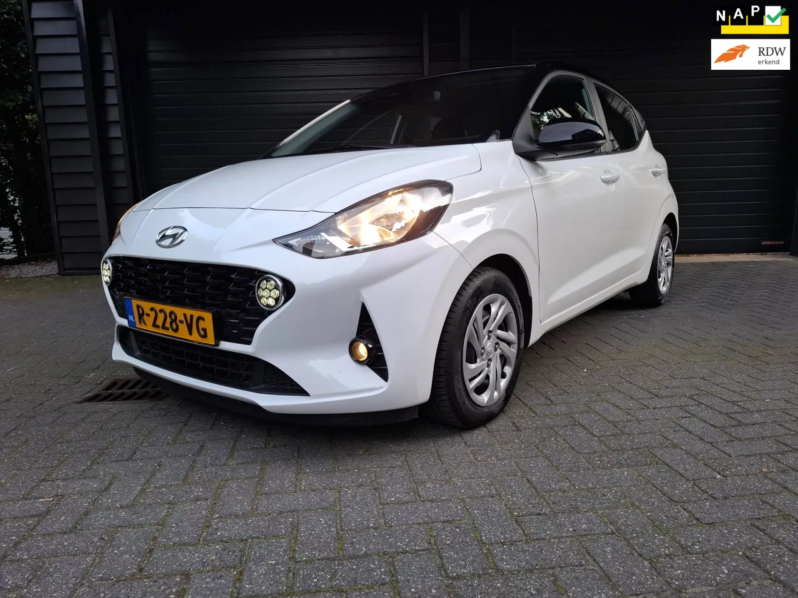 Hyundai i10 (2023) — foto 1