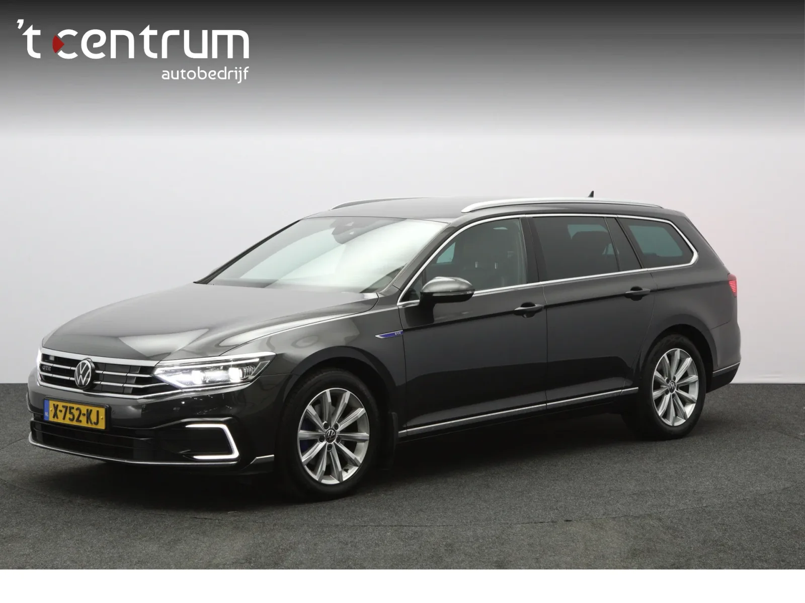 Volkswagen Passat (2020) — foto 1