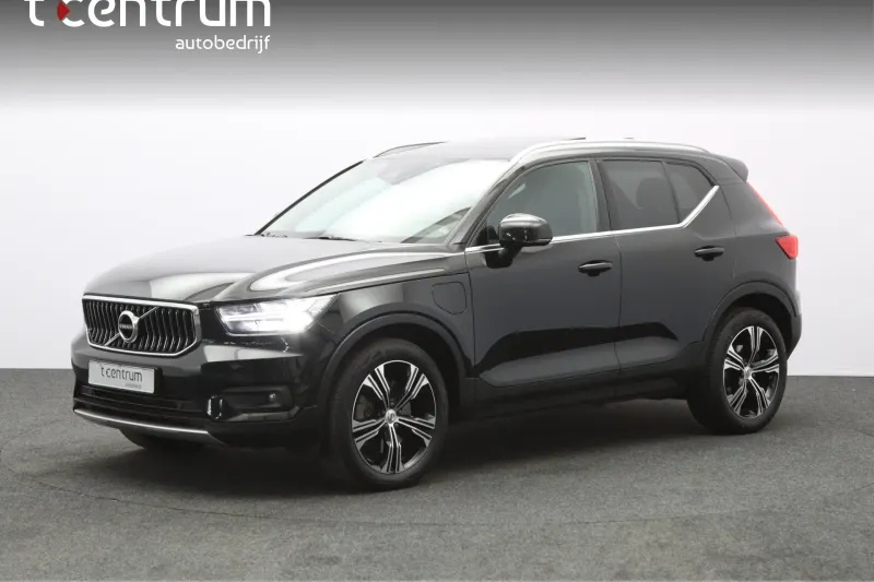 Volvo XC40 (2022)