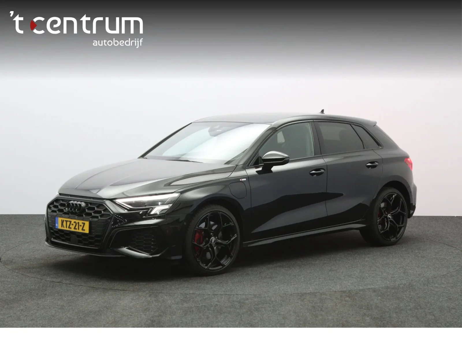 Audi A3 (2024) — foto 1