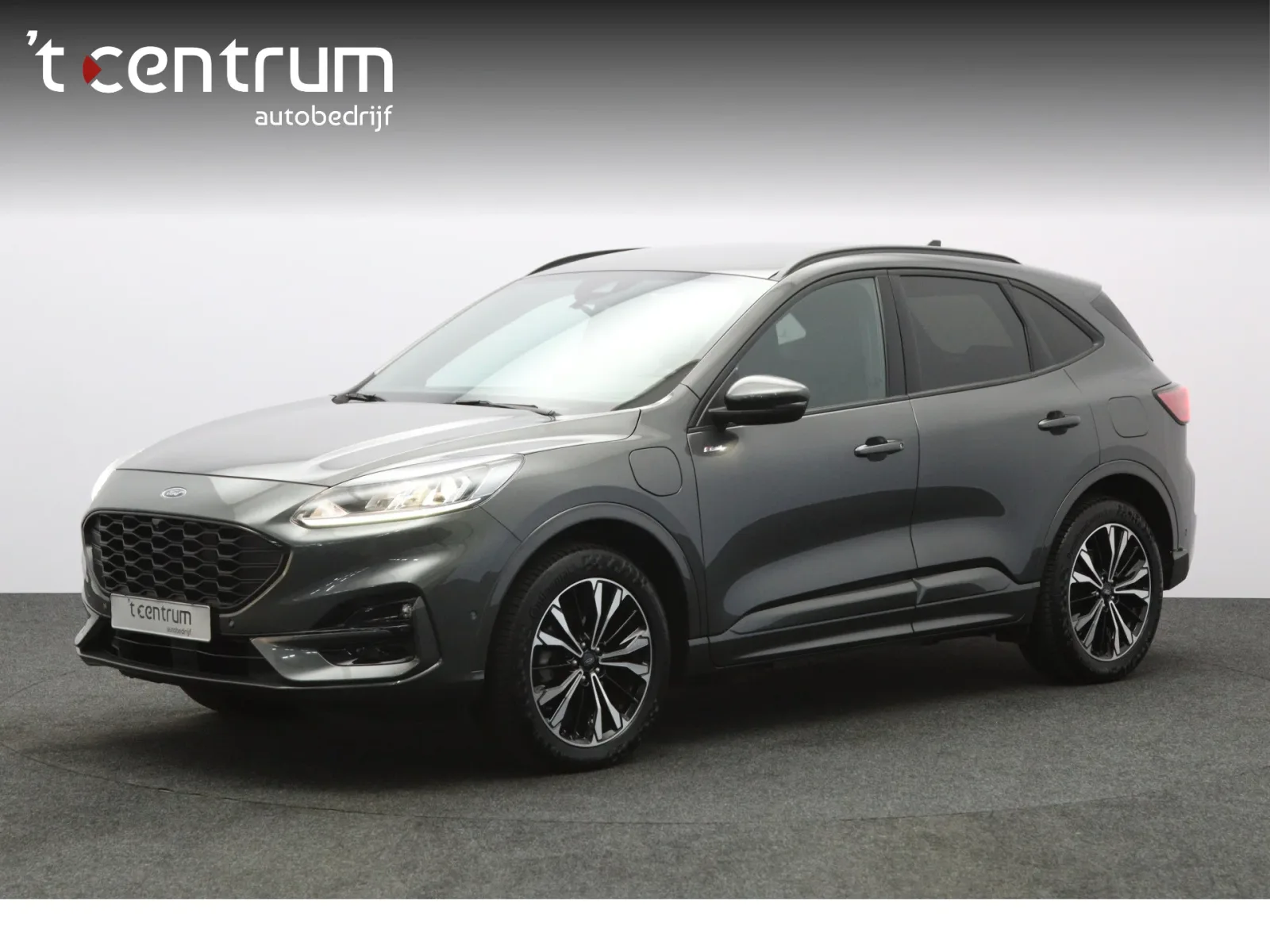 Ford Kuga (2022) — foto 1