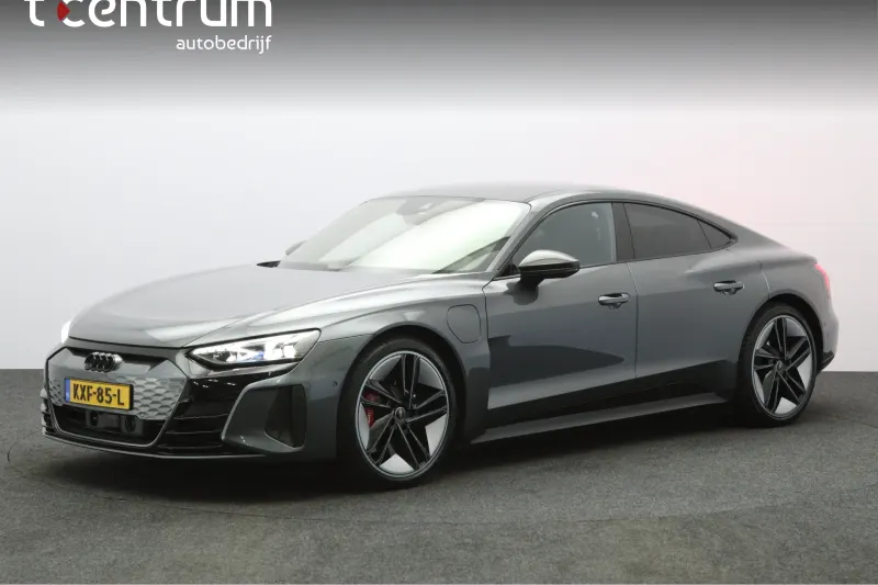 Audi e-tron (2024)