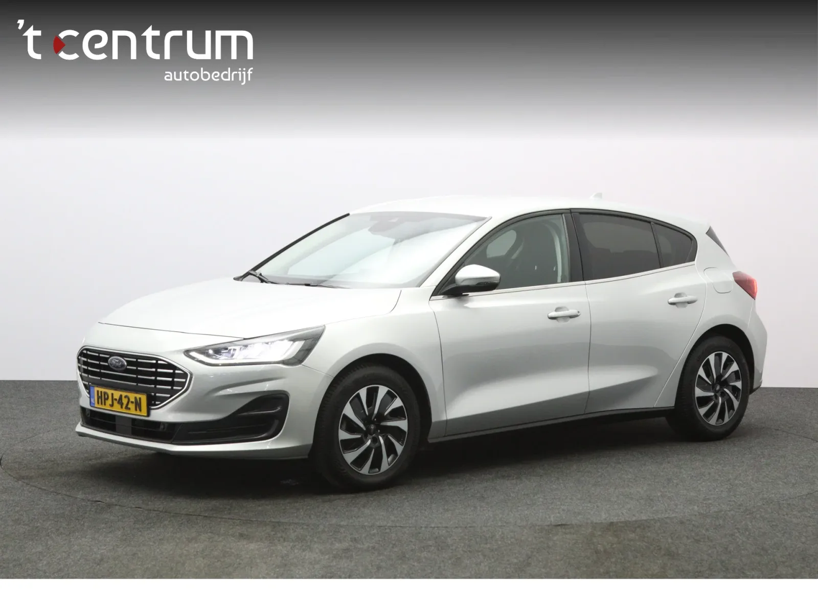 Ford Focus (2023) — foto 1