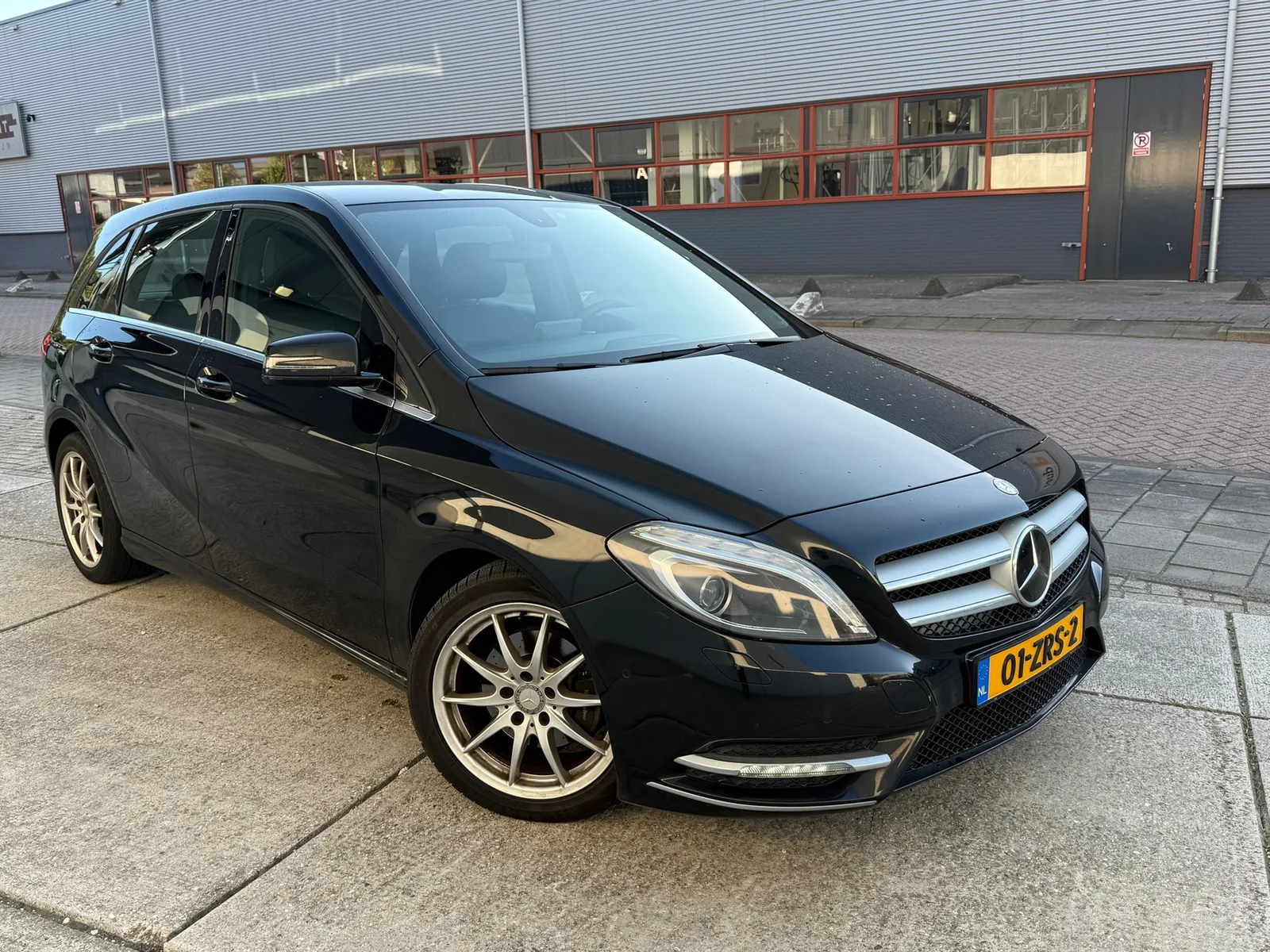 Mercedes-Benz B-Klasse (2013) — foto 1