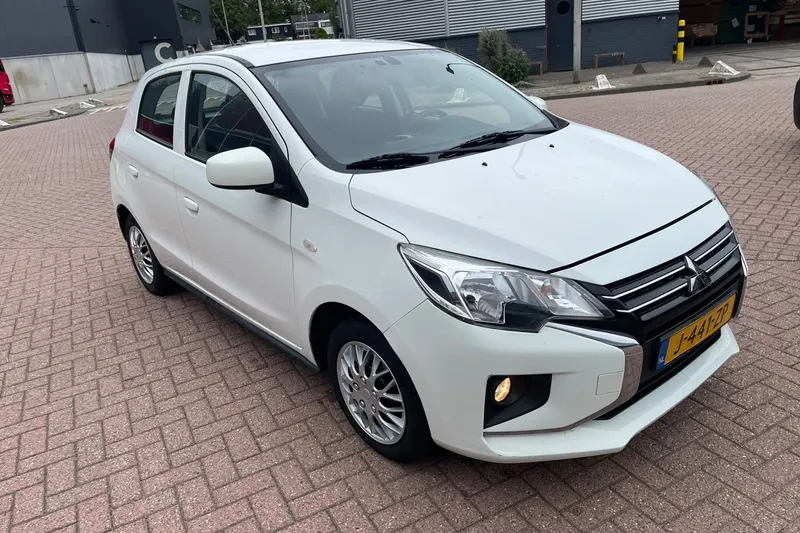 Mitsubishi Space Star (2020)