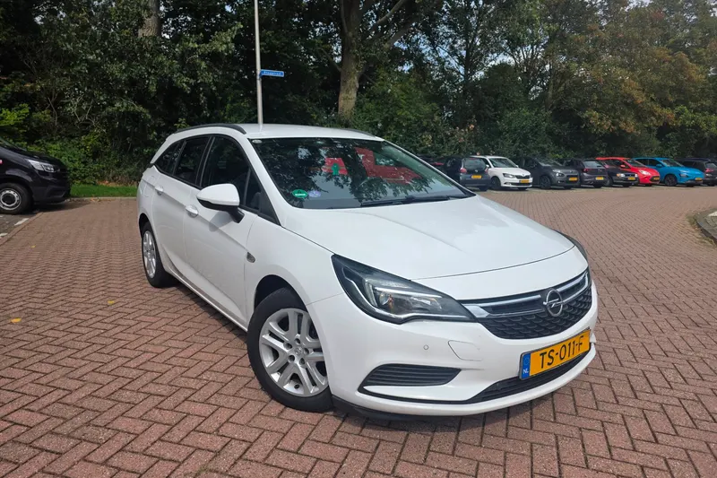 Opel Astra Sports Tourer (2018)