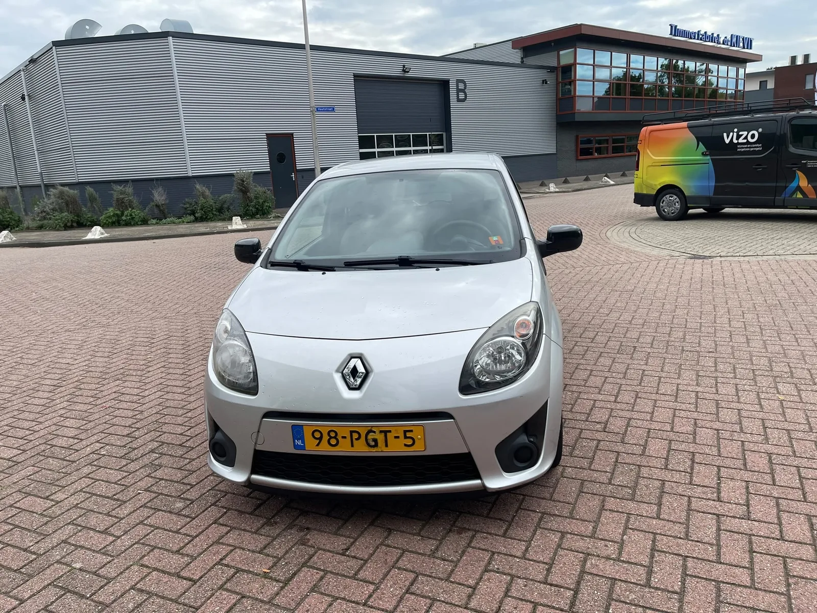 Renault Twingo (2011) — foto 1
