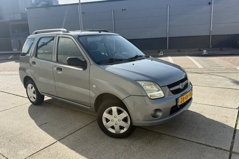 Suzuki Ignis (2005)