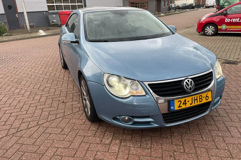 Volkswagen Eos (2009)
