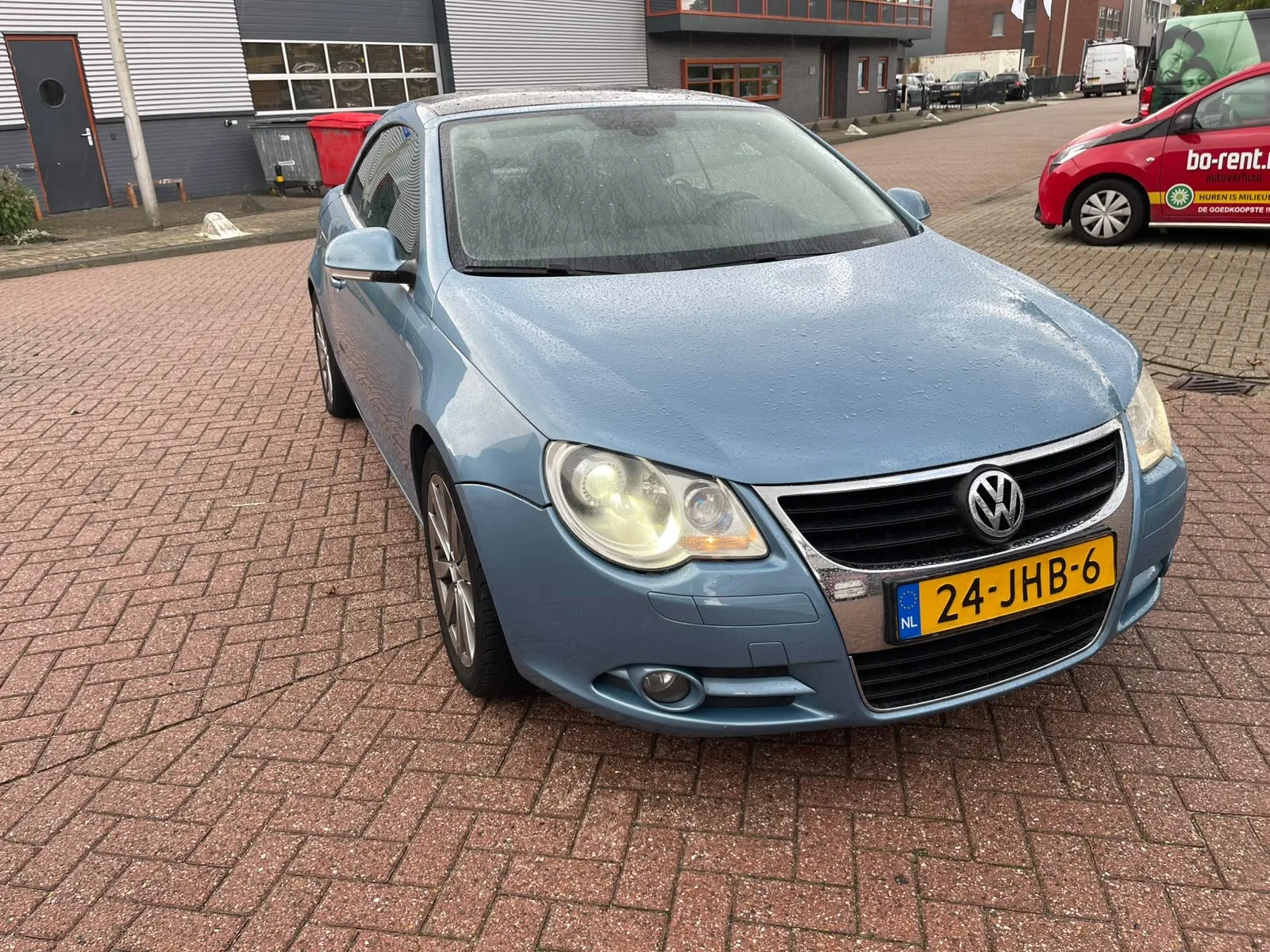 Volkswagen Eos (2009) — foto 1