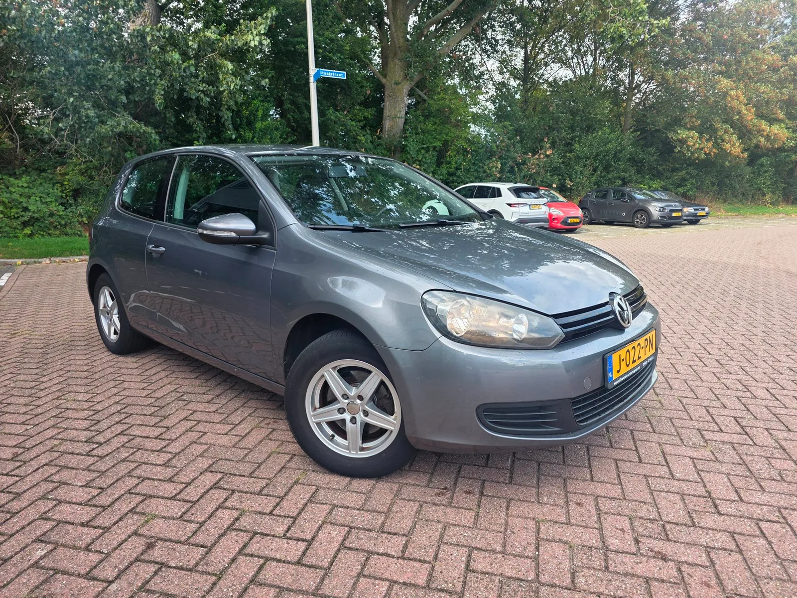 Volkswagen Golf (2009) — foto 1
