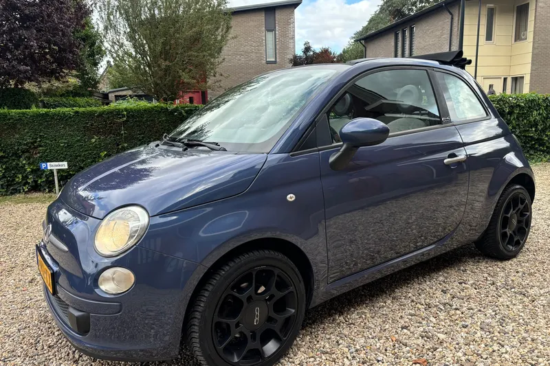 Fiat 500C (2011)
